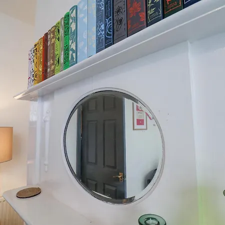 Apartament Book House