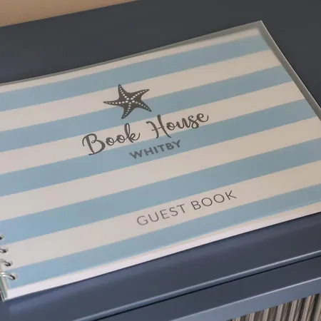 Daire Book House Whitby