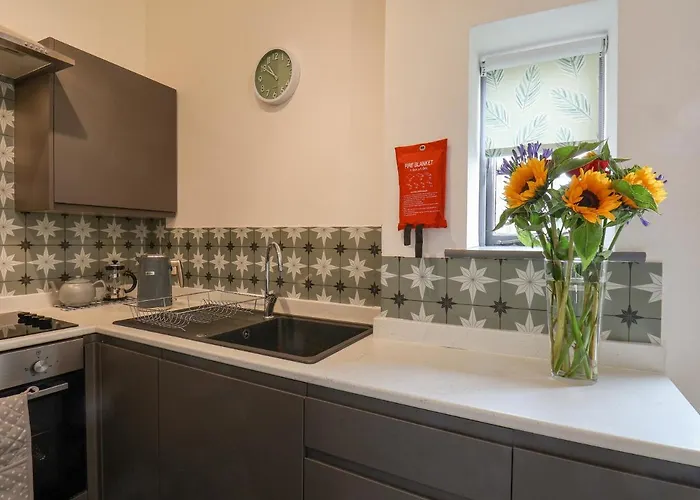 Apartment Book House *